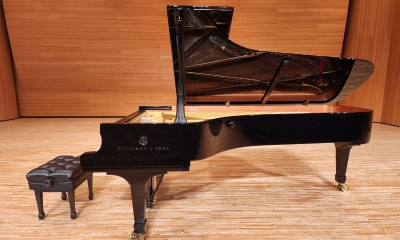 STEINWAY & SONS（スタインウェイ＆サンズ）